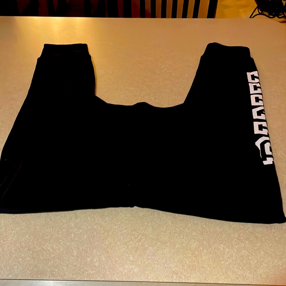 Pink jogger, size Medium, new w/o tags